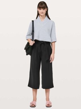 Lululemon Noir Crop Wide Leg Belted Pants